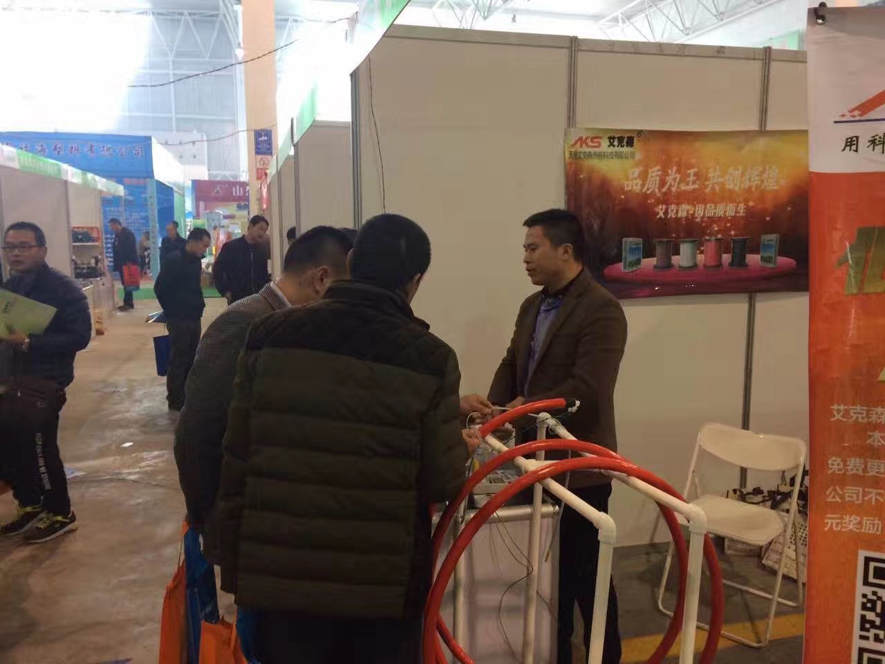 電伴熱帶展會(huì)火爆進(jìn)行